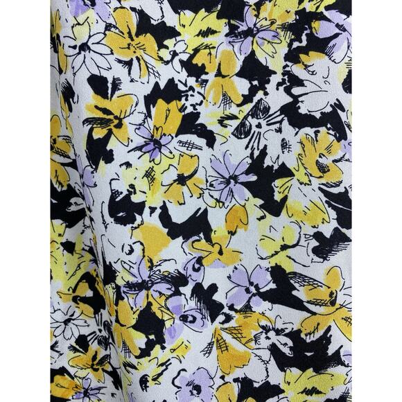 NWT Karl Lagerfeld Sz S Cvrd Btn Front V Ruffle Neck Front Sleeveless Blouse - Picture 2 of 12